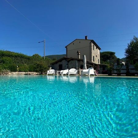 فيلا Casa Pietra Del Sole لوكا المظهر الخارجي الصورة