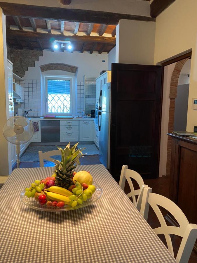 فيلا Casa Pietra Del Sole لوكا المظهر الخارجي الصورة