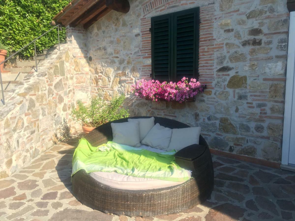 فيلا Casa Pietra Del Sole لوكا المظهر الخارجي الصورة