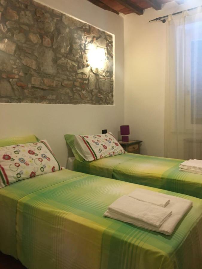 فيلا Casa Pietra Del Sole لوكا المظهر الخارجي الصورة